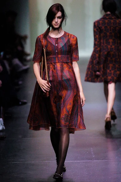 Look 25